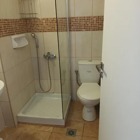 公寓 Argostoli Rooms *