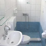 Argostoli Rooms *